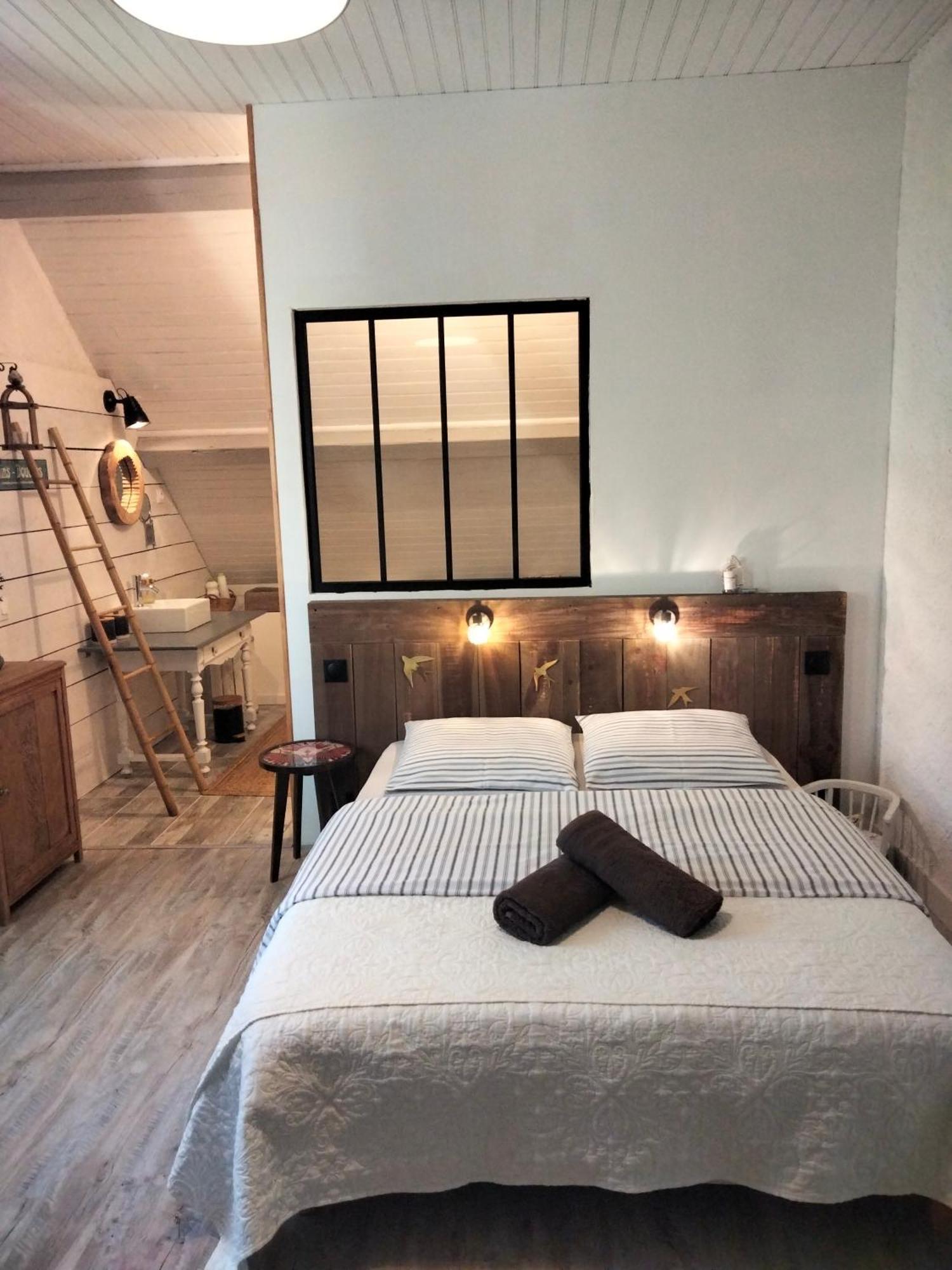 Chambre Telma 2 Pers Avec Piscine "Mon Lit Au Pre" Couples Ou Femmes Seulement Pontours Exteriör bild